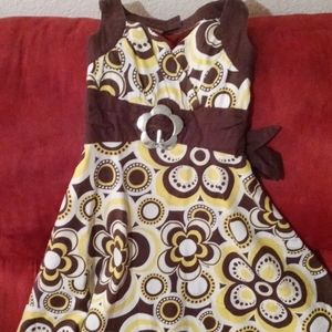 Girl's summer dress